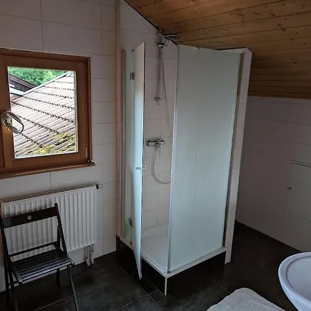 Eigene Etage Im Charmanten Holzhaus *