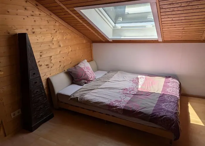 아파트 Eigene Etage Im Charmanten Holzhaus 미에스바흐
