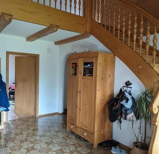 Eigene Etage Im Charmanten Holzhaus 아파트 *