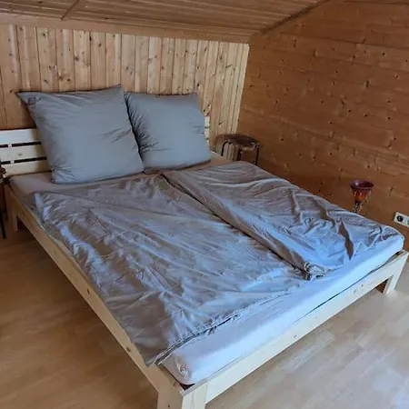 Eigene Etage Im Charmanten Holzhaus * Miesbach